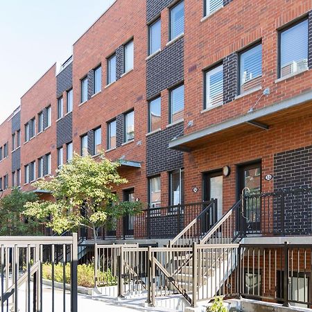 Apartament Beautiful Townhouse Near Yorkdale Mall, Wilson Subway Toronto Zewnętrze zdjęcie