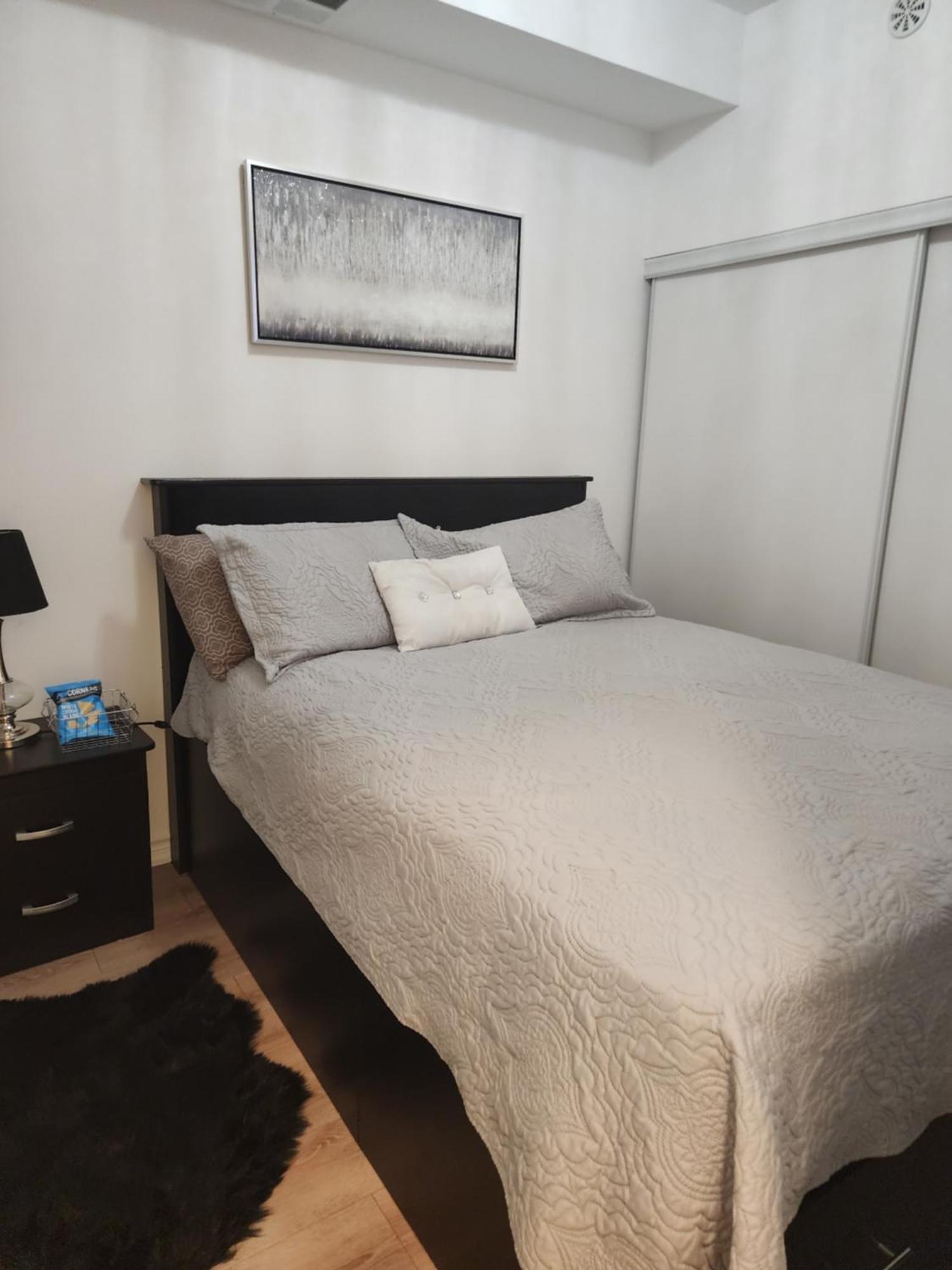 Apartament Beautiful Townhouse Near Yorkdale Mall, Wilson Subway Toronto Zewnętrze zdjęcie